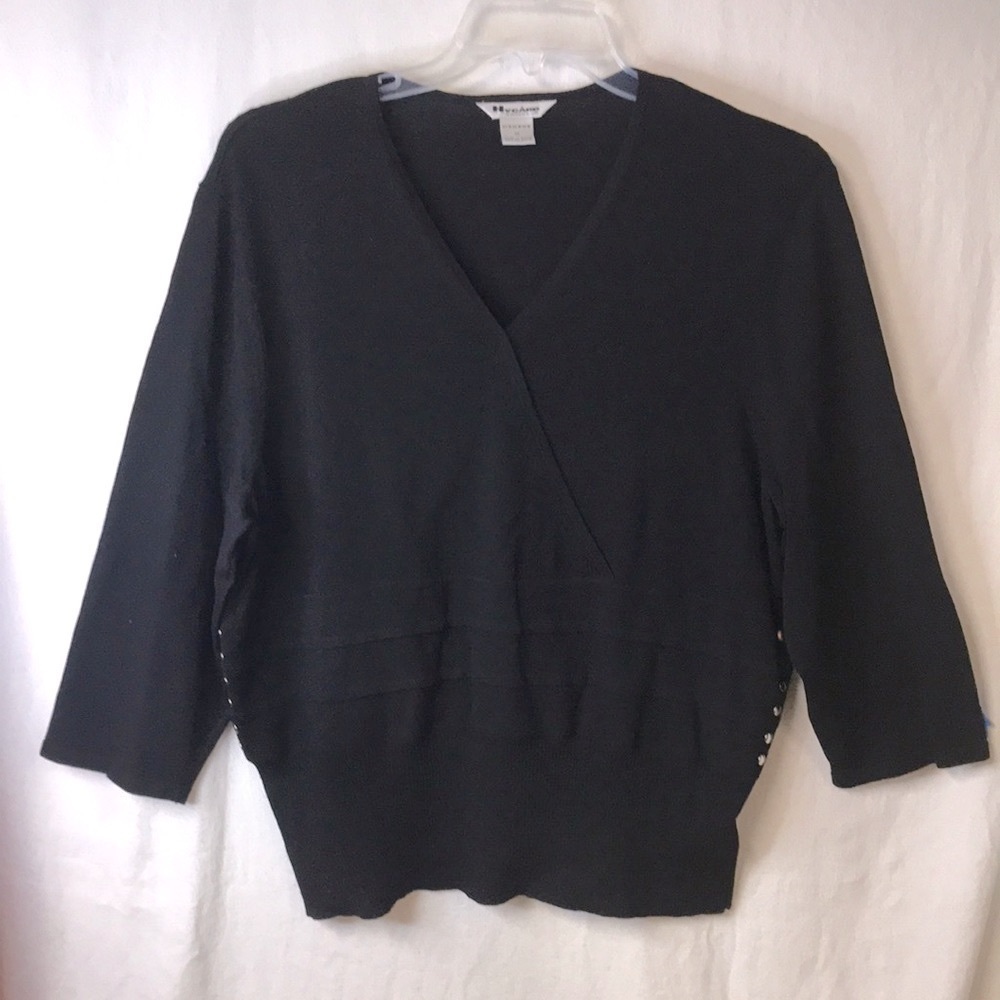 NYGARD Collection Women’s Plus Size Sweater 1X Black V Neck Tiered in Front